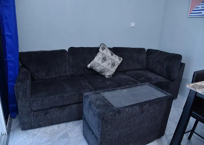 Ls Stonethrow Apartment